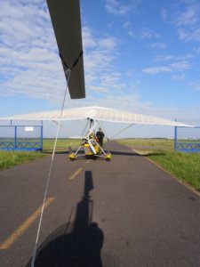 Rzeszow : passage de l'aeroclub  l'aeroport international