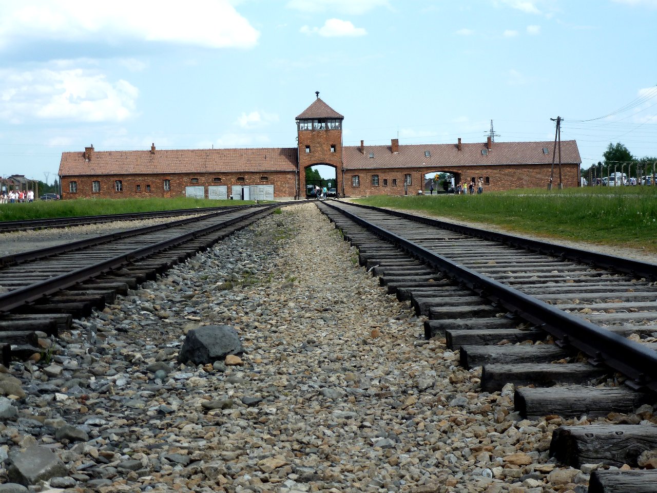 P1010921-terminus-Birkenau.JPG