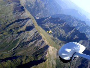 Un autogire DEVANT l'autogire champion du monde !?