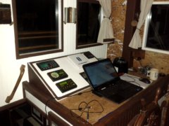 thumbs/transat-voile-Tigara-25-Timonerie-de-nuit-quarts-de-quatre-heures.jpg