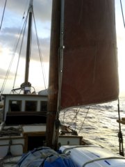 thumbs/transat-voile-Tigara-27-lever-du-jour-flaque-argent.jpg