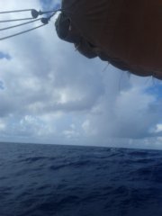 thumbs/sea-runners-A3-mer-a-27-degres-celsius-forte-convection-nocturne.jpg