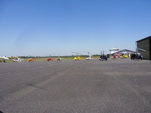 Hongrie en autogire : Fertoszenmiklos fly-in