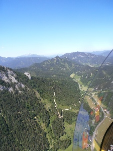 autogire dans les Alpes autrichiennes : vol-vers-Mariazell