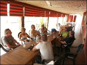 20151224_132326-pot-accueil-Kalahari-Saly-airport