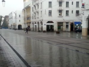 thumbs/Laayoune-Casa-ulm-20160504_194351-pluie-Casablanca.jpg