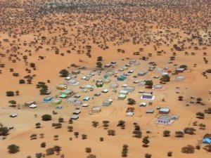 thumbs/autogire-Mauritanie-20160429_152420-village-tout-couleur