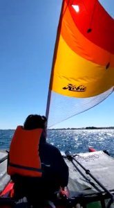 Hobie-Tandem-Island au largue (video)