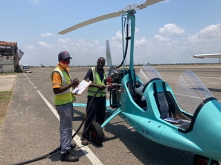 Avgas-2Euros-le-litre-gyrocopter-africa